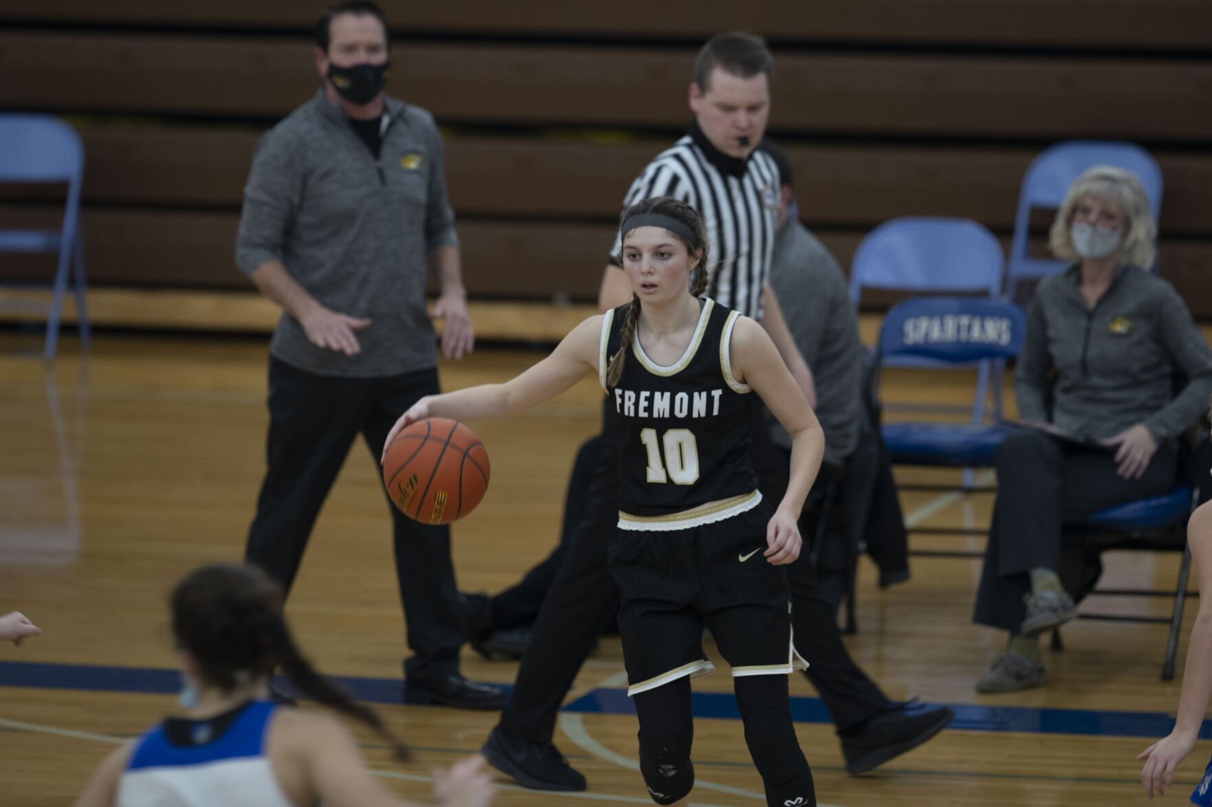 011221-owh-spo-fremonteast015.JPG